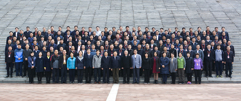 >中央党校第10期县委书记研修班到红旗渠干部学院开展体验式教学